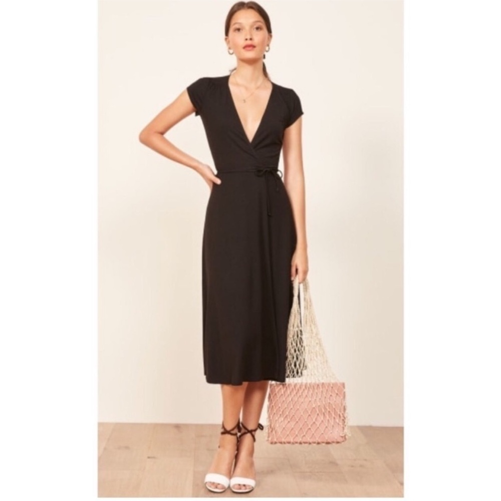 Reformation Black Wrap Dress Short Sleeve Tencel/ Spandex Blend Size XS